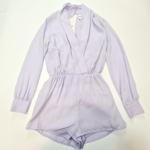 Superdown Kaycie Drape Neck Romper in Lilac - Picture 2 of 12